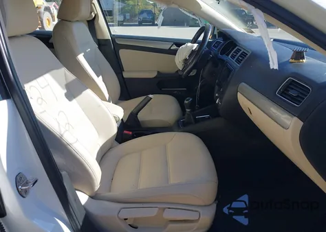 2017 Volkswagen Jetta 1.4T Se z USA, uszkodzony, nr VIN 3VWB67AJ3HM286780